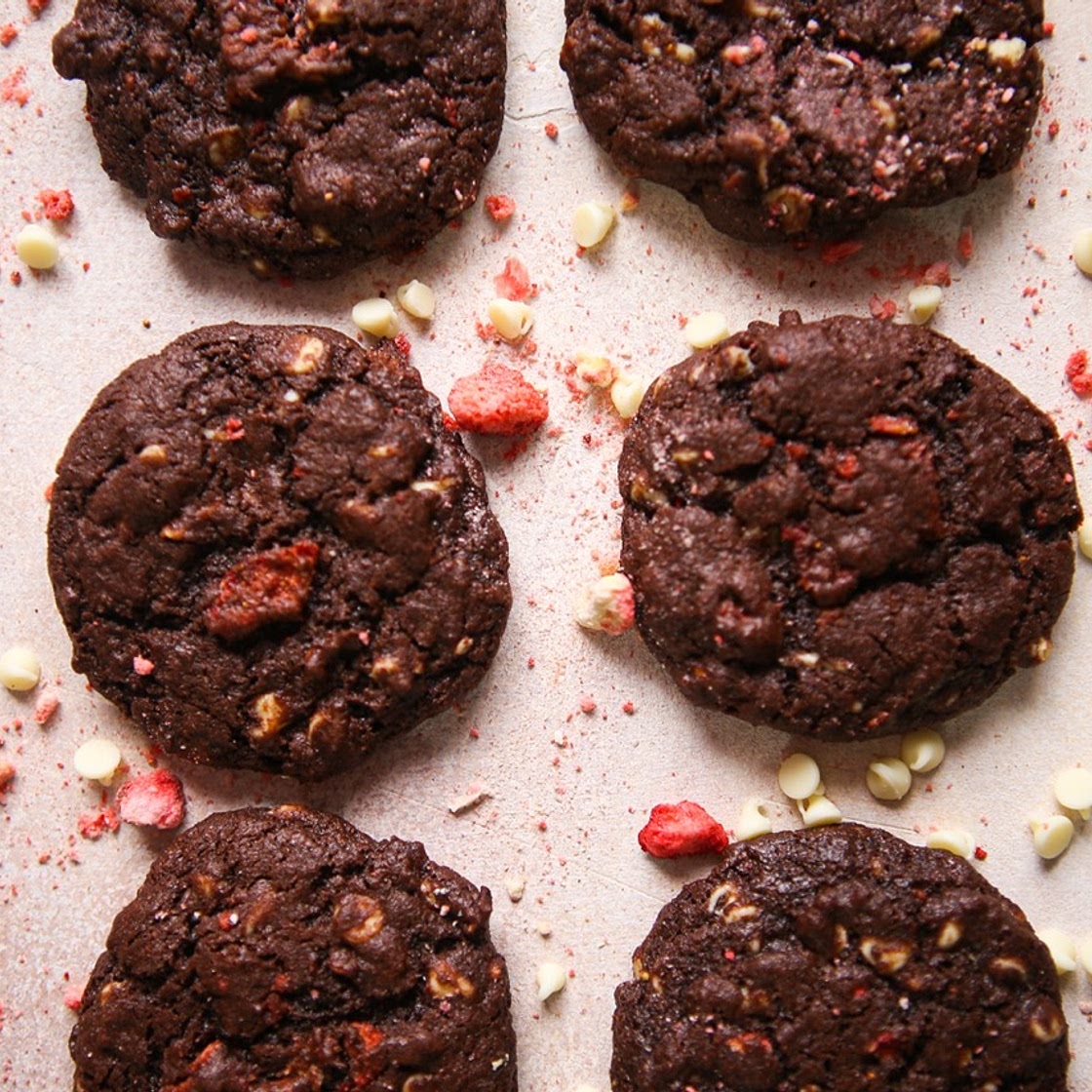 White Chocolate Strawberry Chocolate Cookies