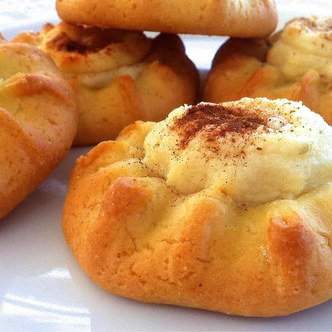 Cretan Sweet Cheese Pastries Recipe (Kalitsounia)