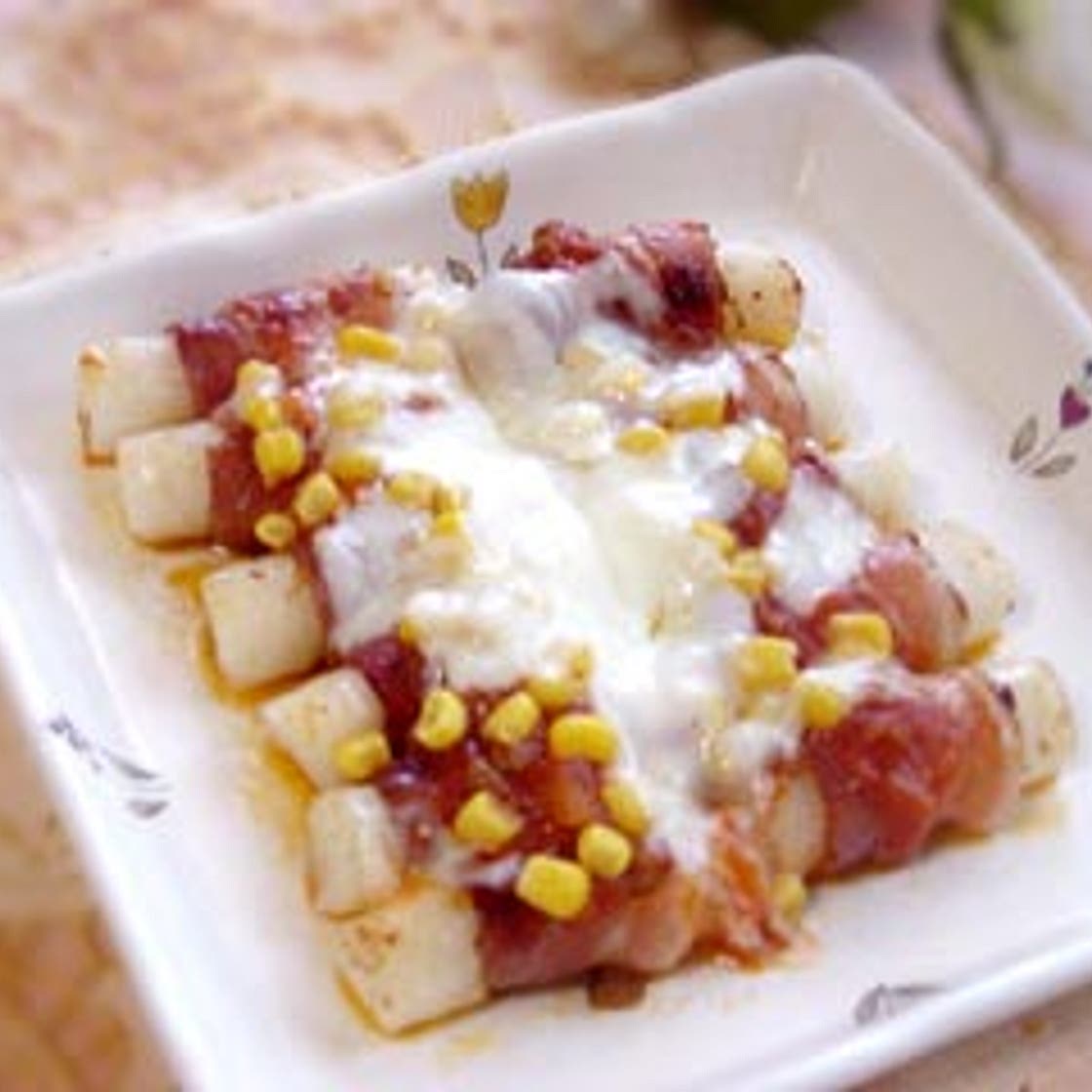 흰떡베이컨말이피자