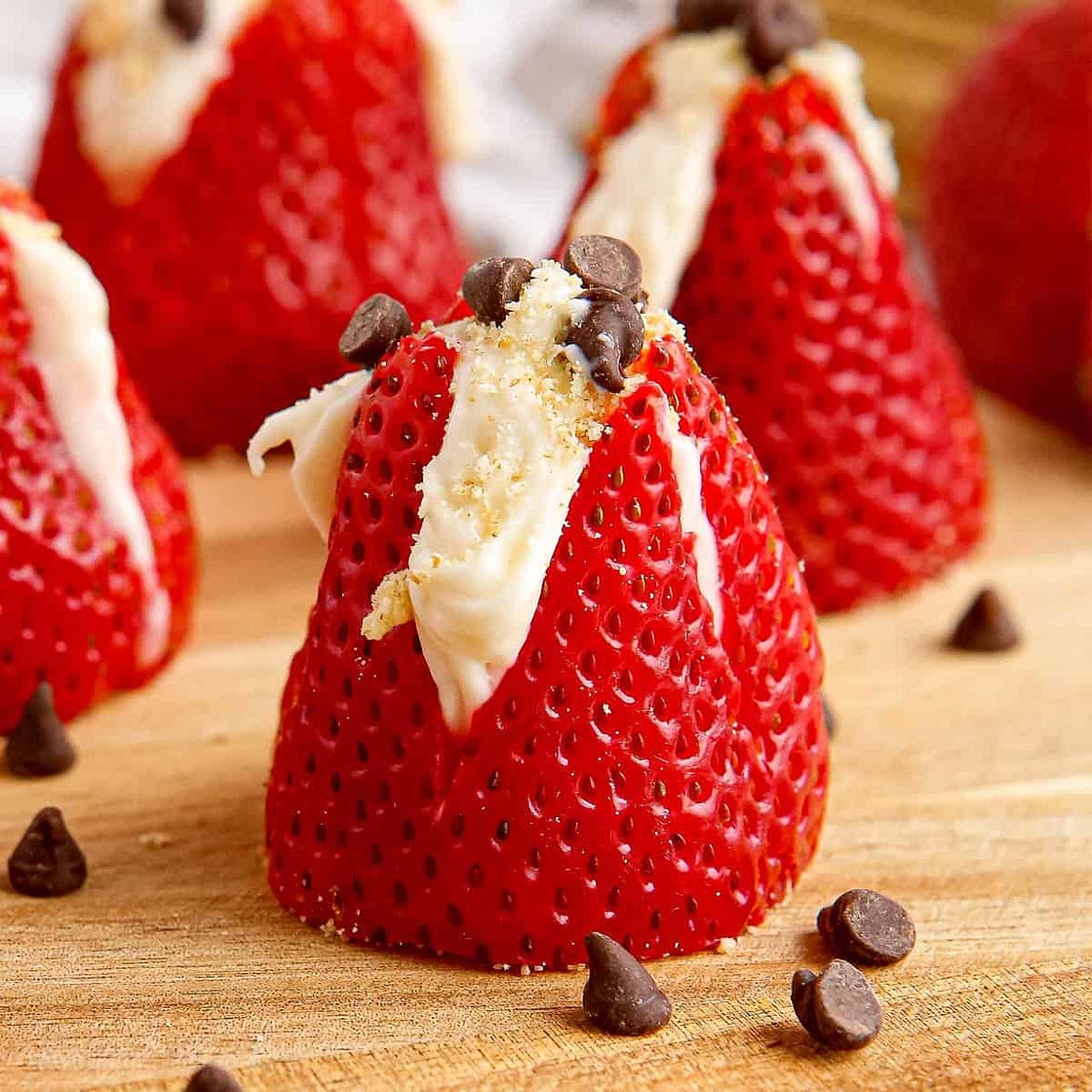 Cheesecake Stuffed Strawberries