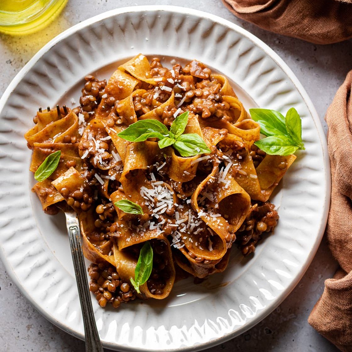 PAPPARDELLE AL RAGÙ DI LENTICCHIE