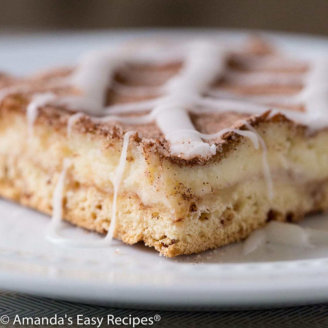 Cinnamon Roll Cheesecake Bars Recipe