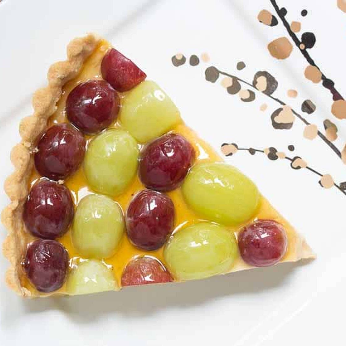 FODMAP IT!™ Fresh Grape Tart with Brown Sugar & Sour Cream Custard