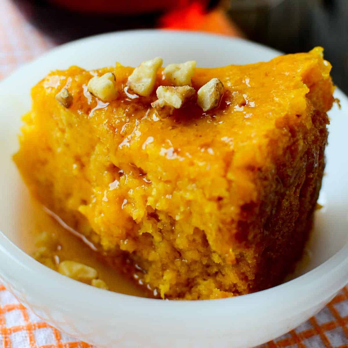 Crock Pot Pumpkin Dump Cake Recipe