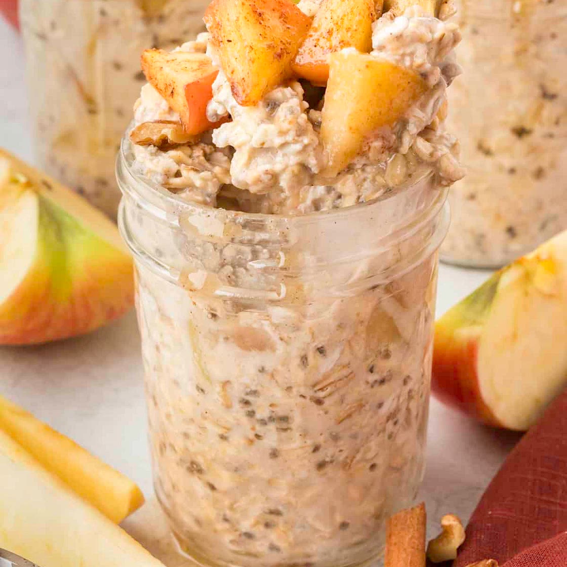 Easy Apple Pie Overnight Oats Recipe