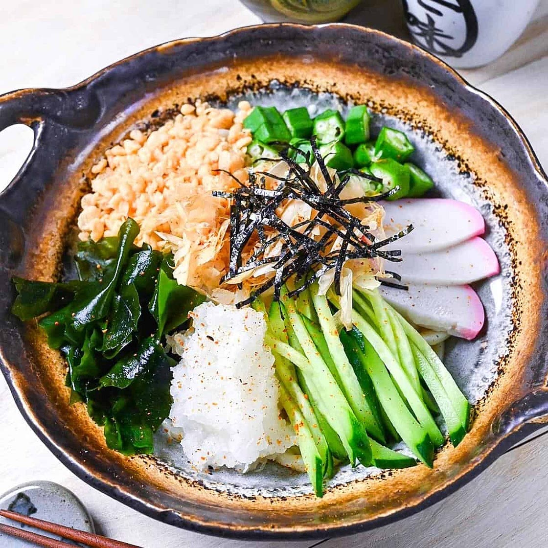 Hiyashi Tanuki Udon (Cold)