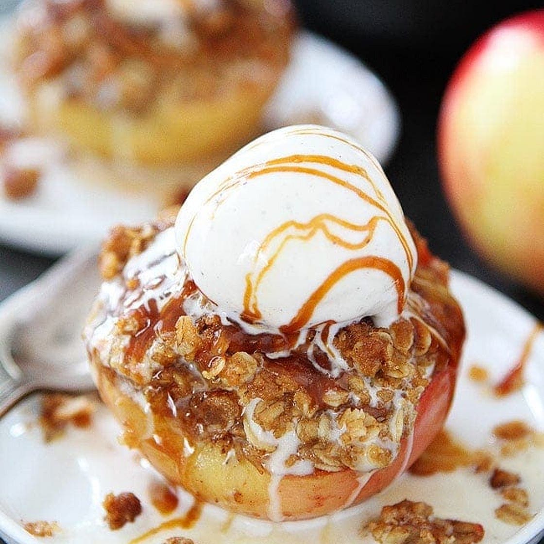 Cinnamon Streusel Baked Apples