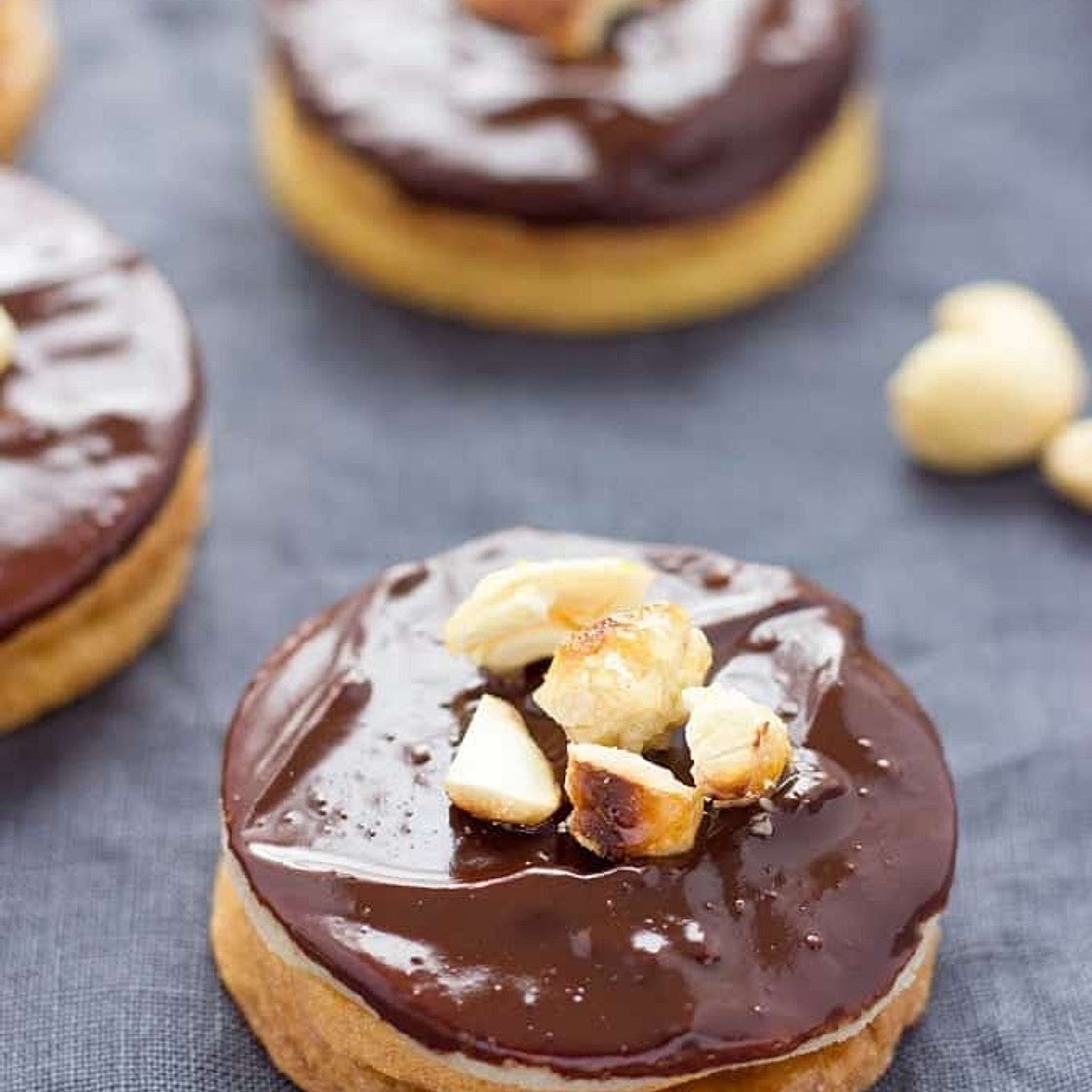 Hausfreunde With Marzipan (Friend Of The House Cookie)