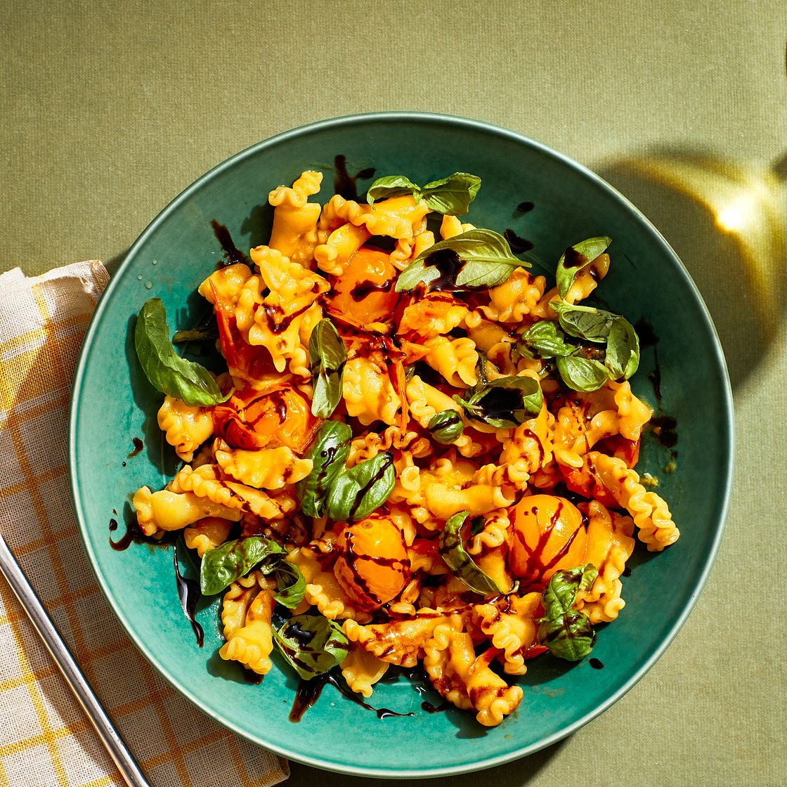 Tangy Balsamic Pasta With Sun Gold Tomatoes