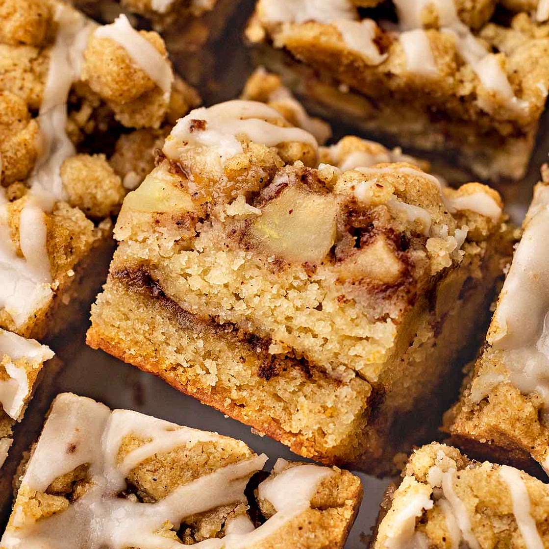 Vegan Apple Coffee Cake