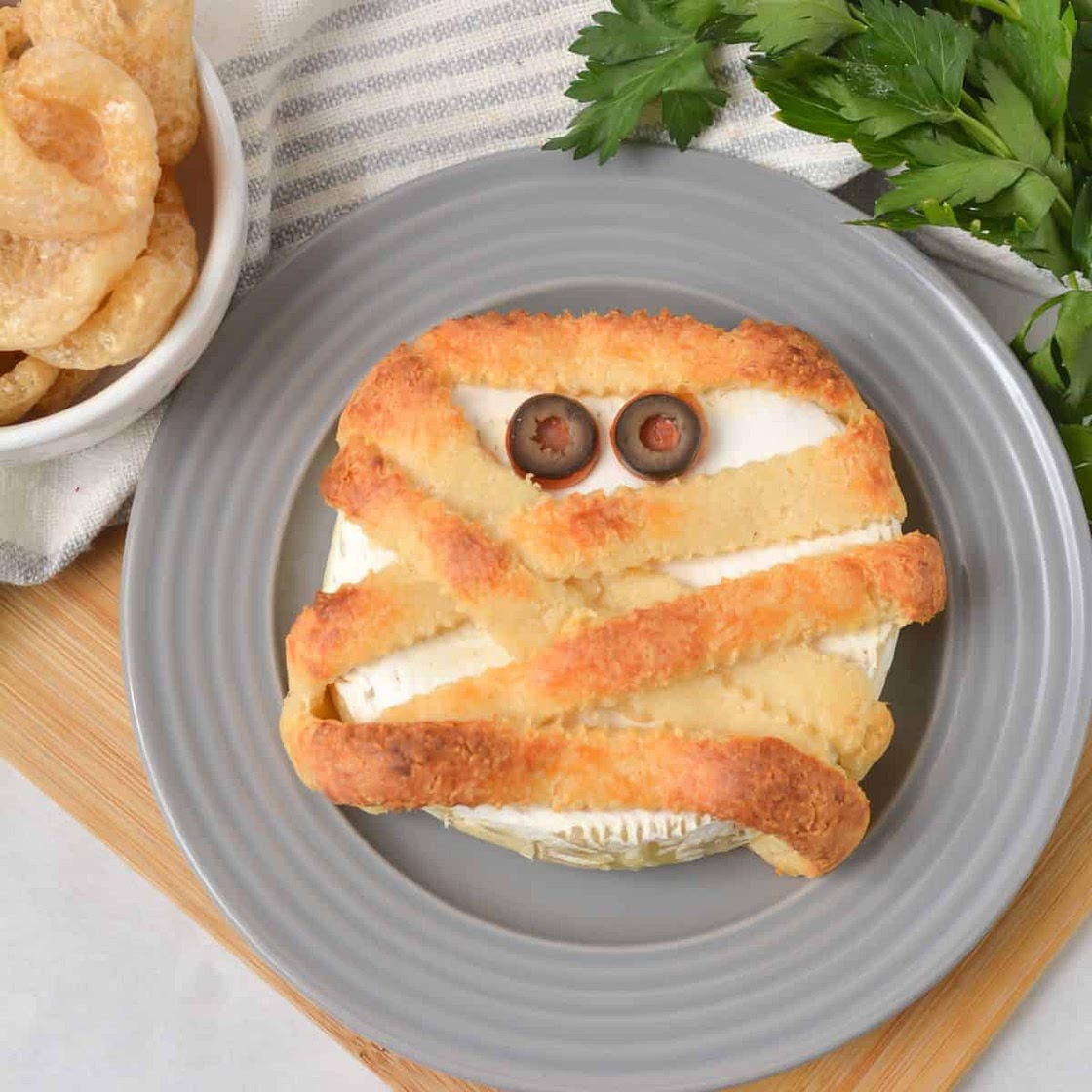 Halloween Mummy Baked Brie (Keto)
