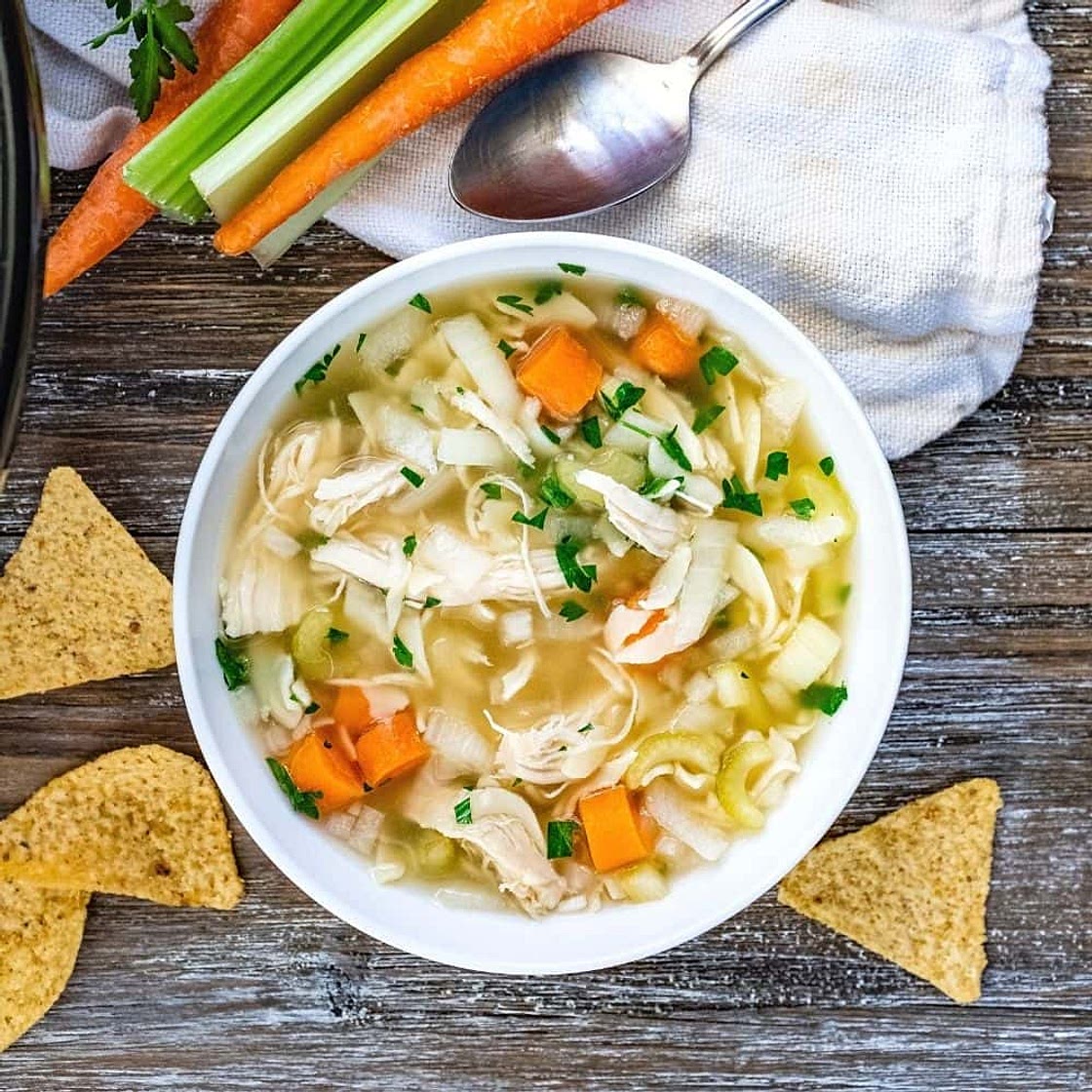 Homemade Crockpot Chicken Noodle Soup