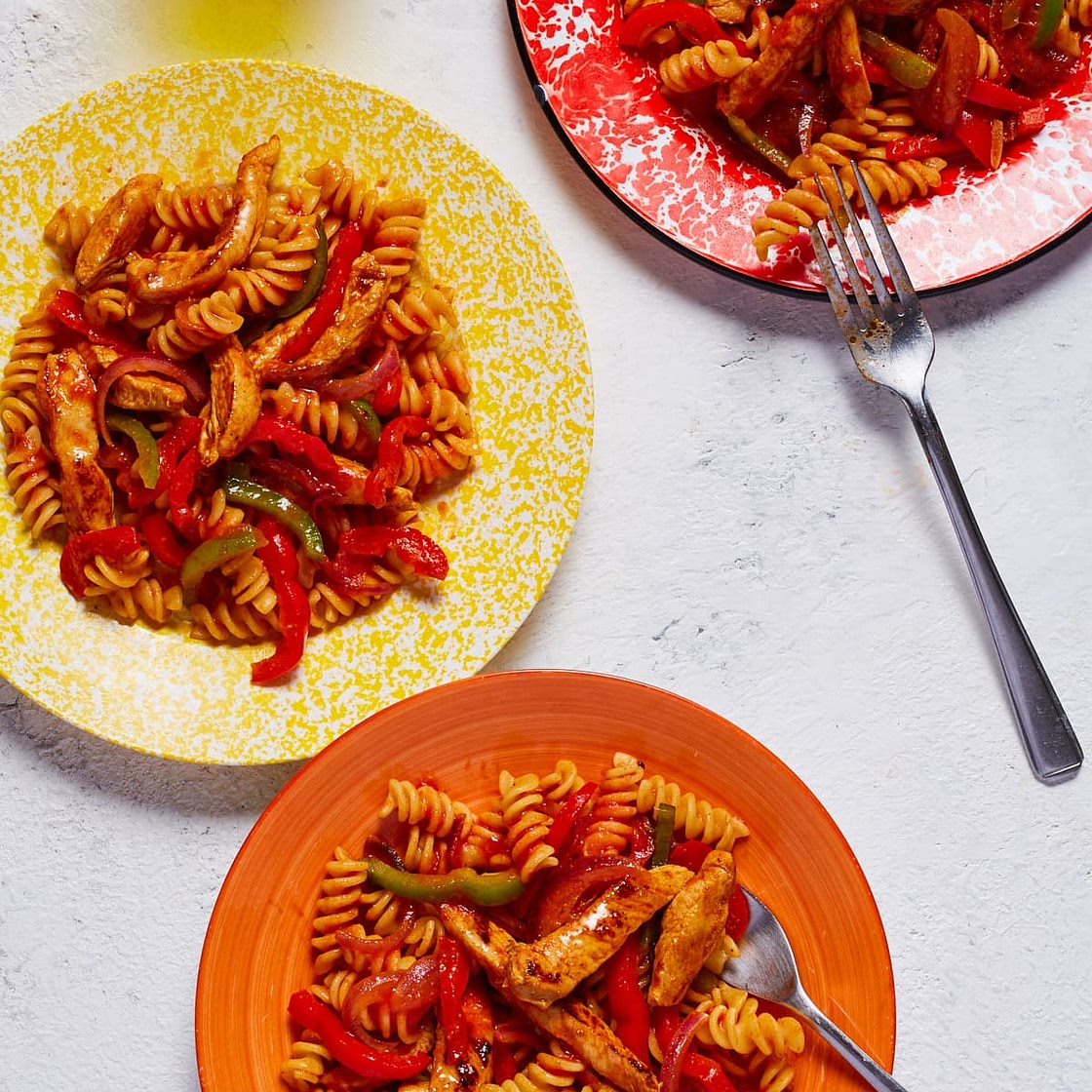 Chicken Fajita Pasta | Slimming & Weight Watchers Friendly