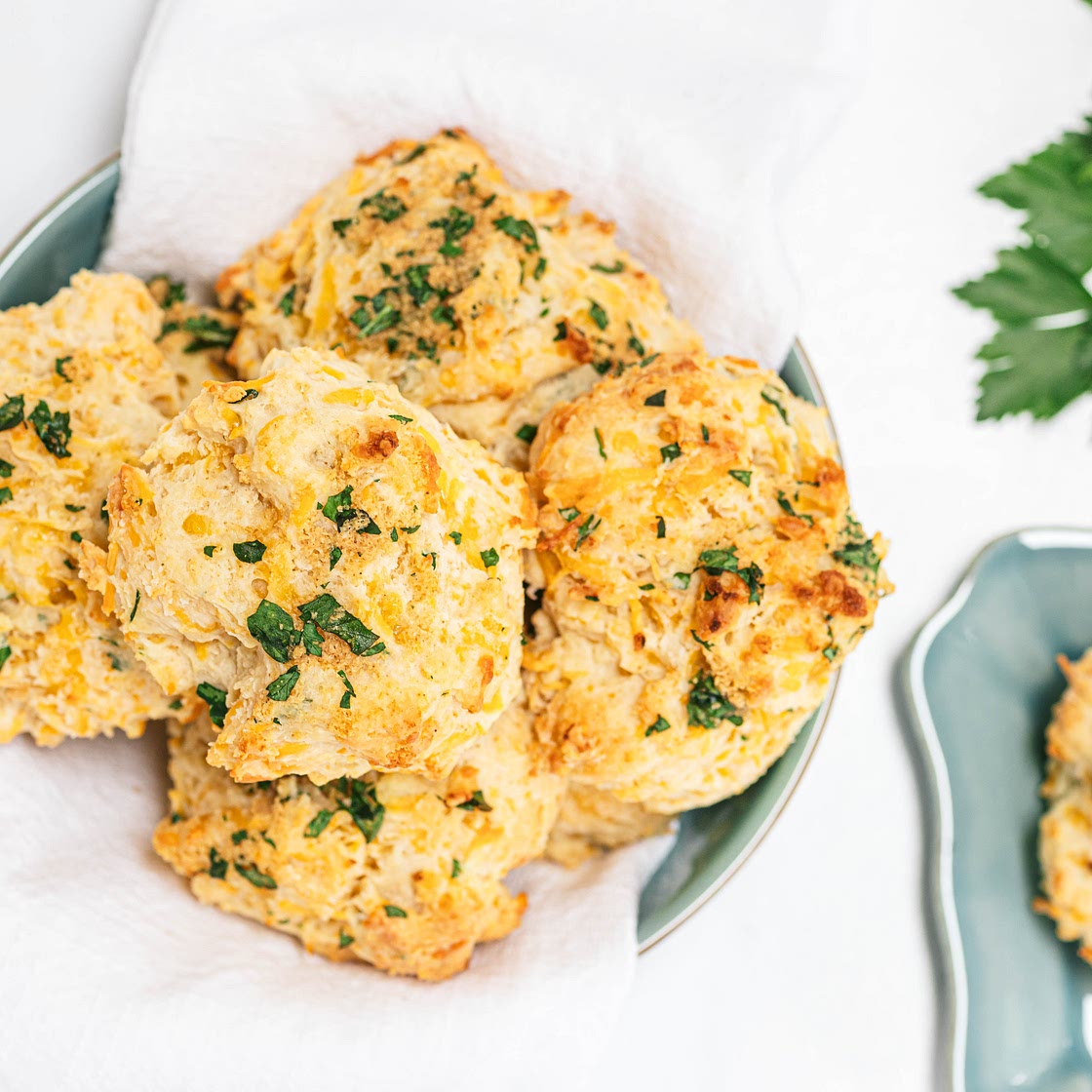 Cheddar Bay Biscuits