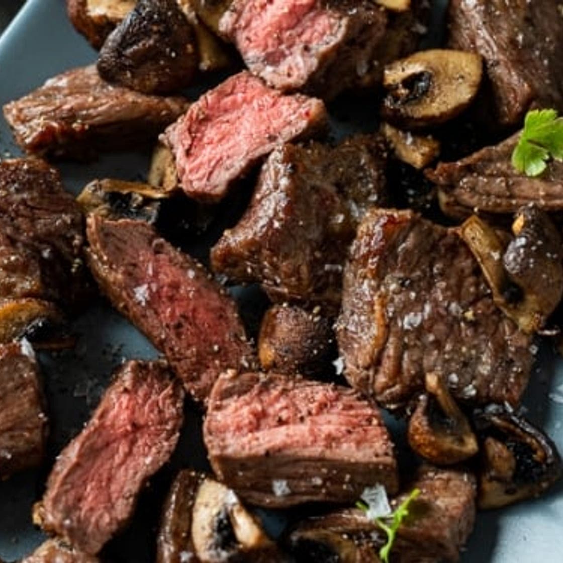 Air Fryer Steak Bites & Mushrooms