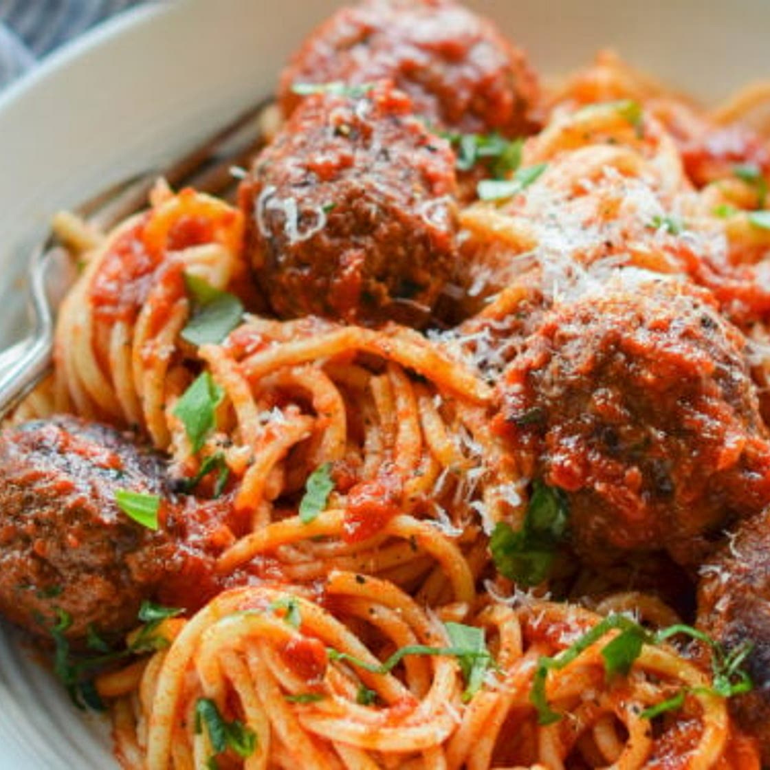 Spaghetti & Meatballs