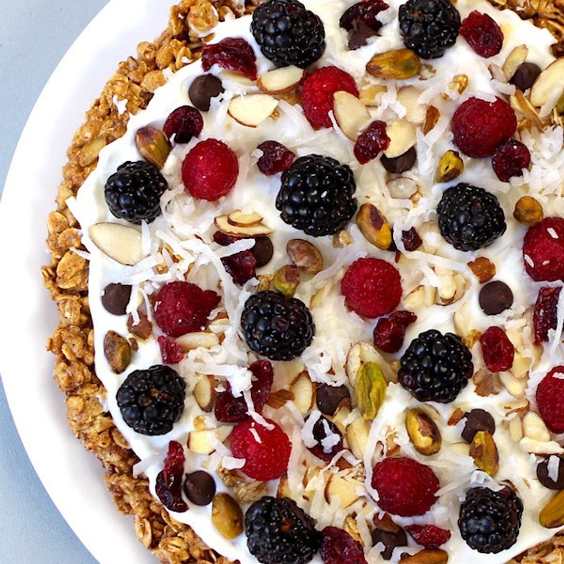 Healthy No Bake Granola Breakfast Pie