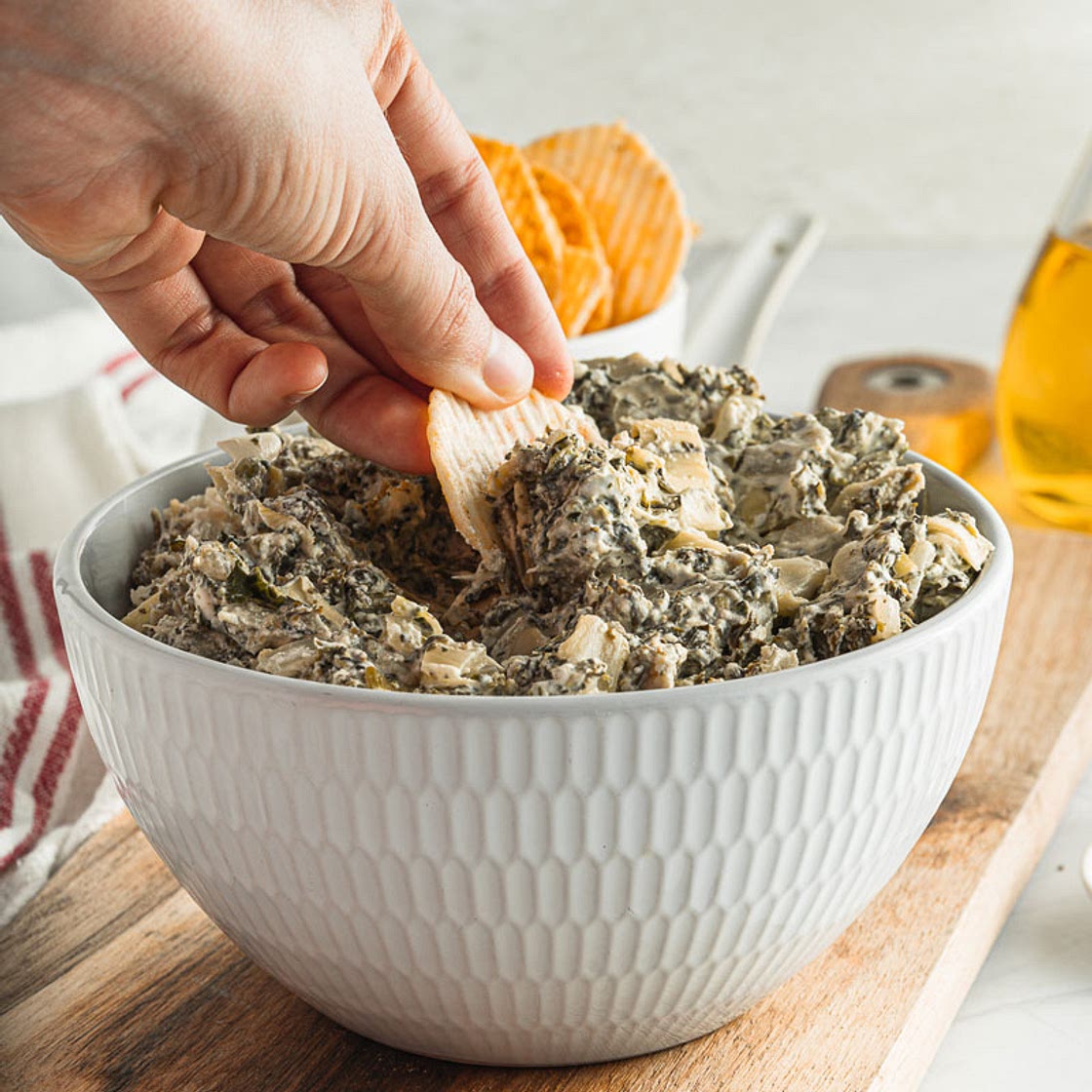 Healthy Spinach and Artichoke Dip