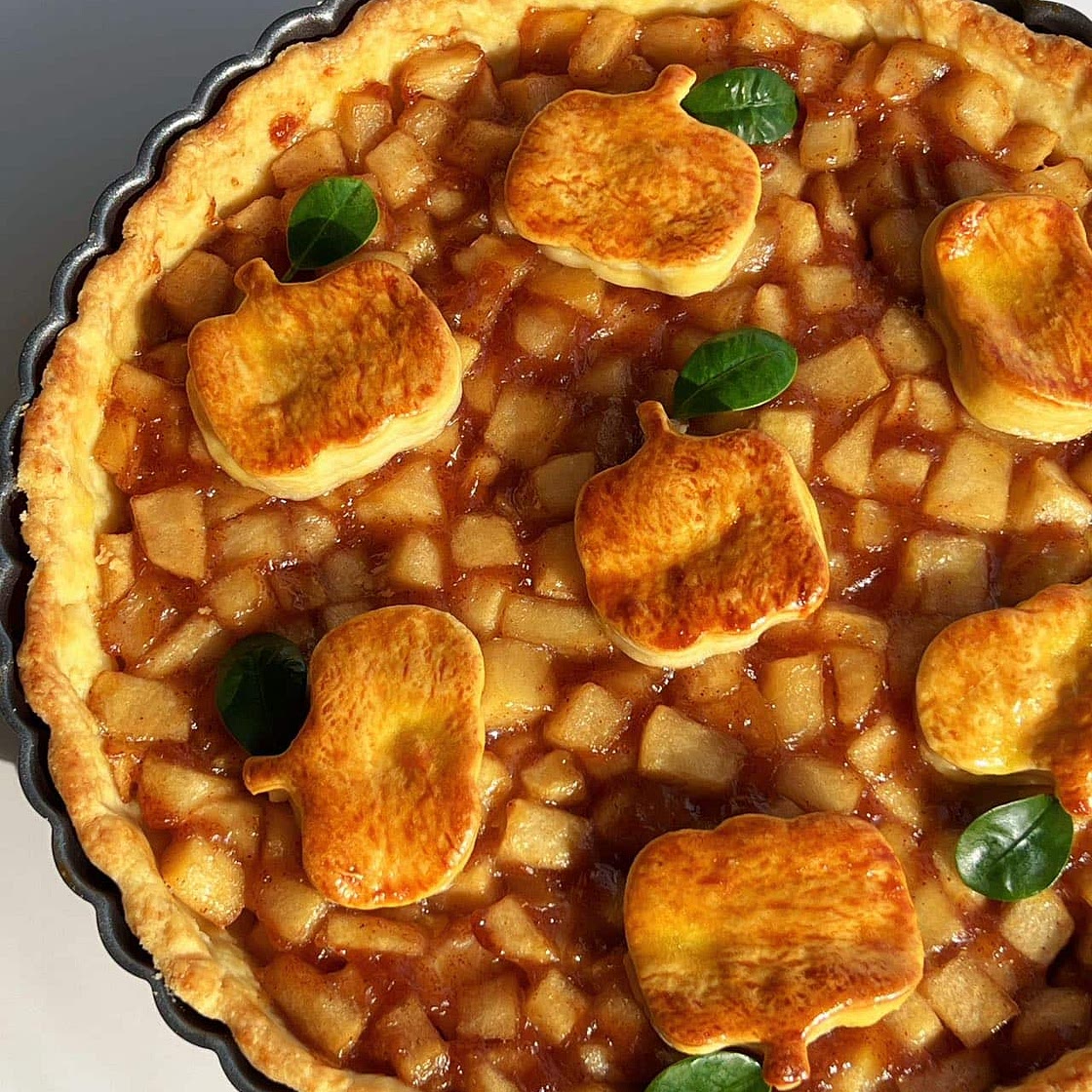 Apple Pie Recipe with Video (caramel apple filling + easy pie crust)