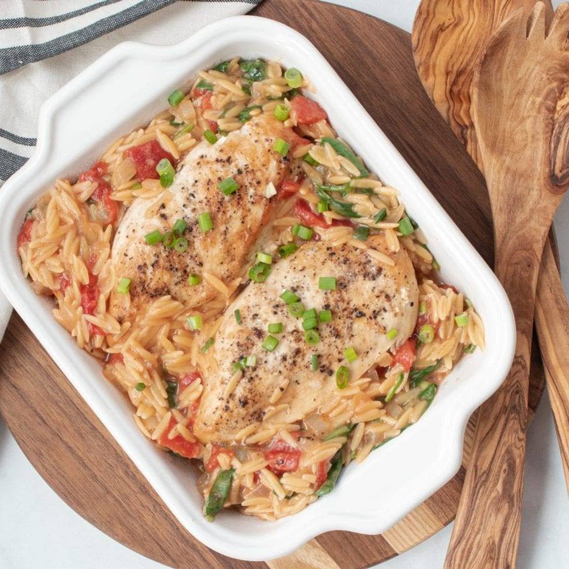Spinach and Tomato Orzo Chicken Skillet