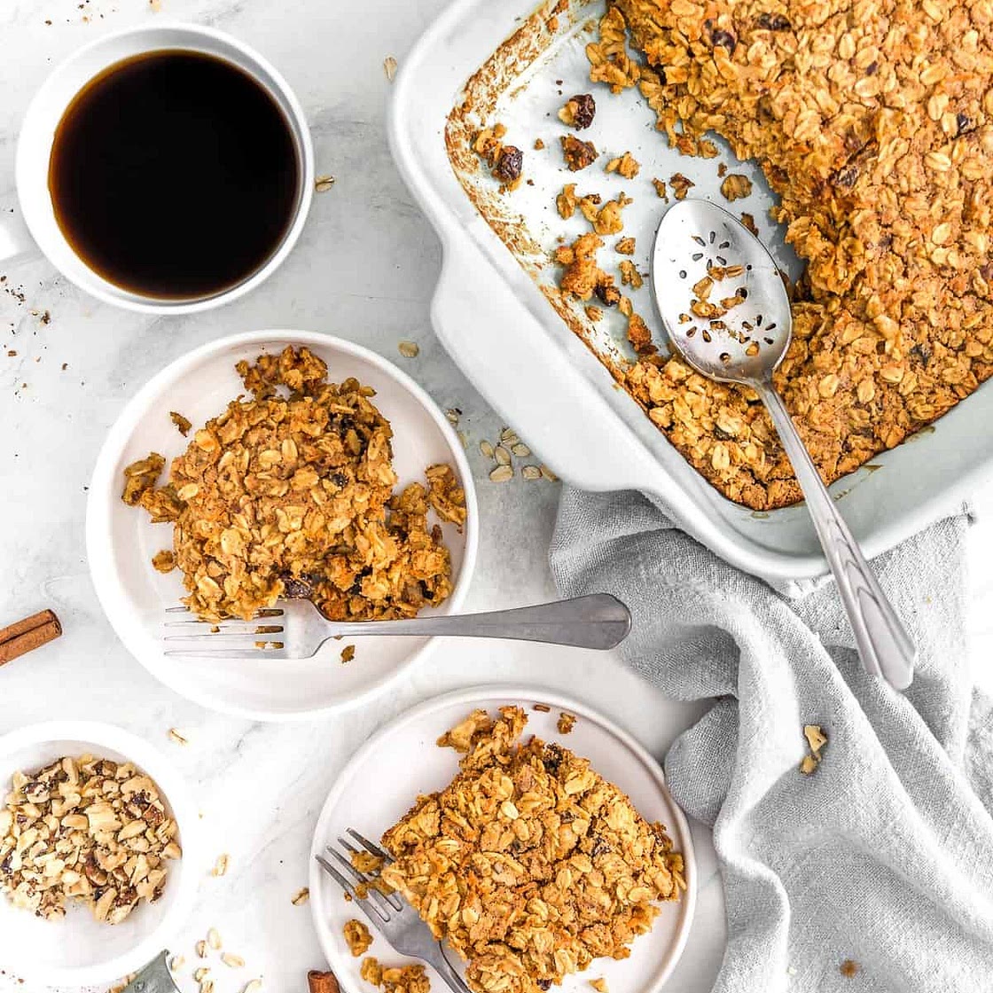 Carrot Cake Oatmeal Breakfast Bake