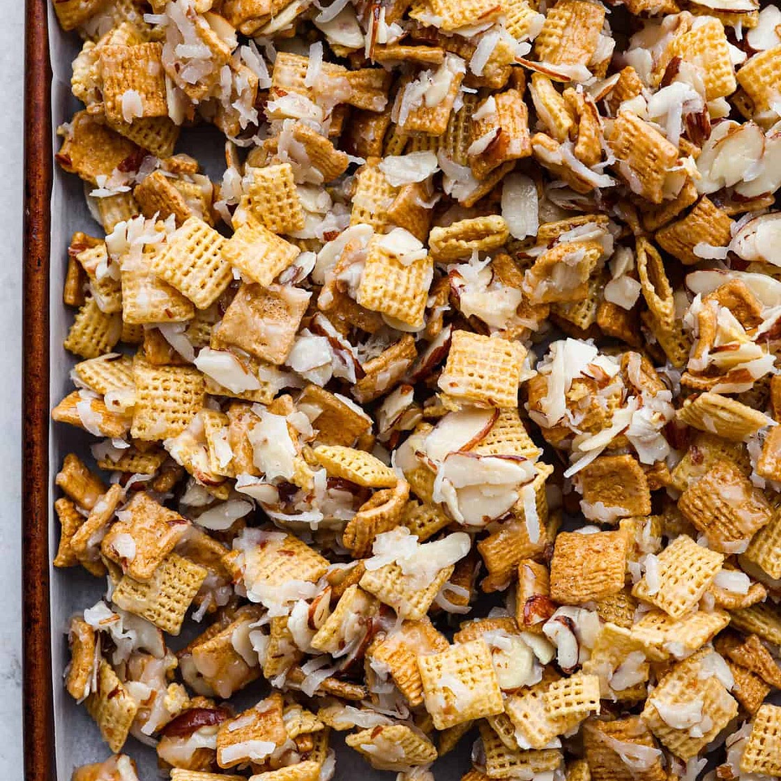 Ooey Gooey Chex Mix