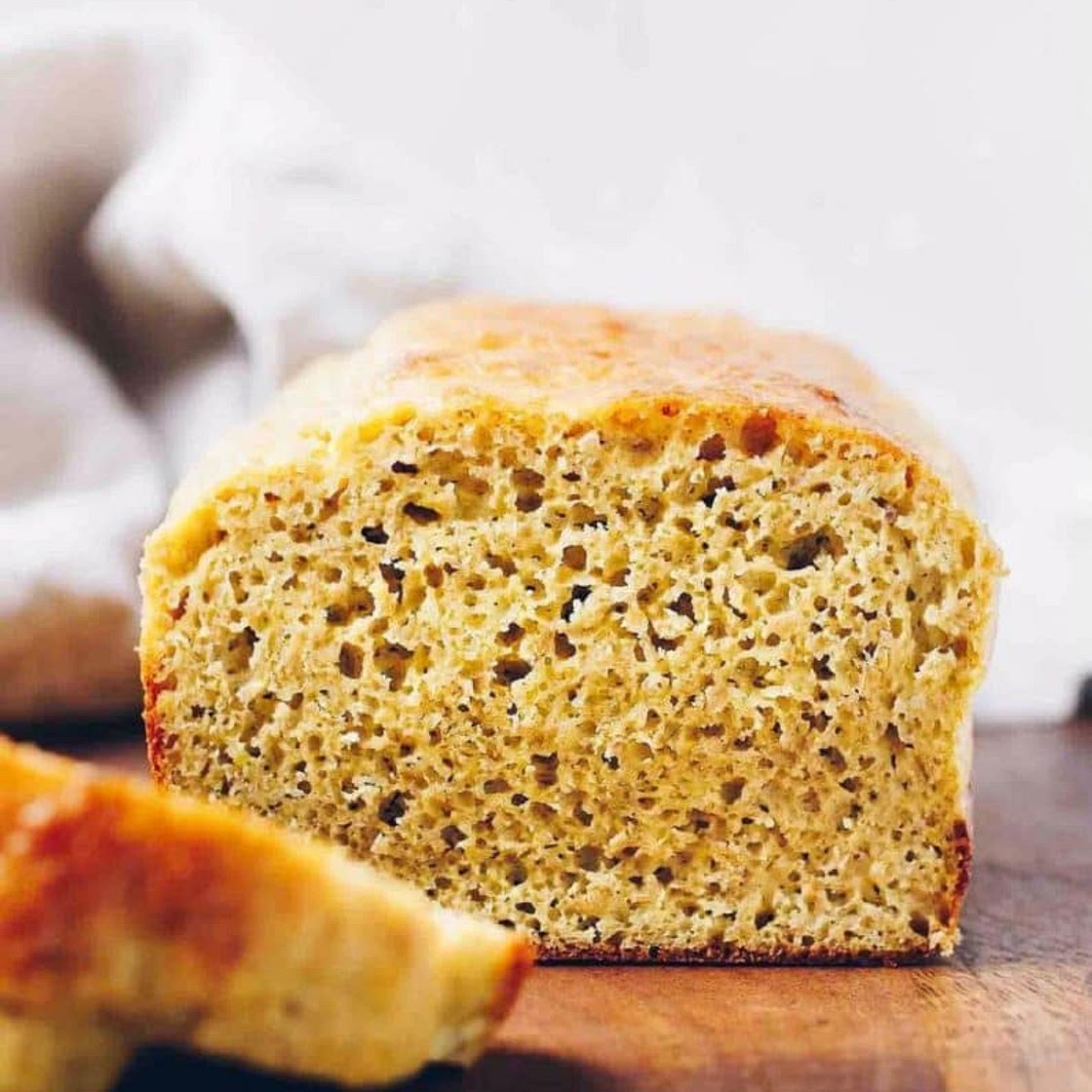 Paleo Sandwich Bread (Low carb, Soft, Easy)