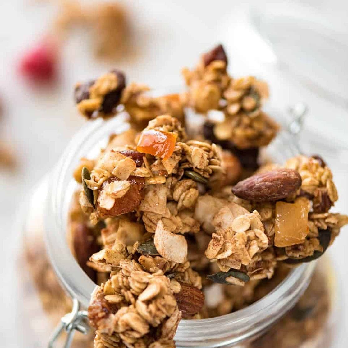 Build Your Own Homemade Granola (Muesli)