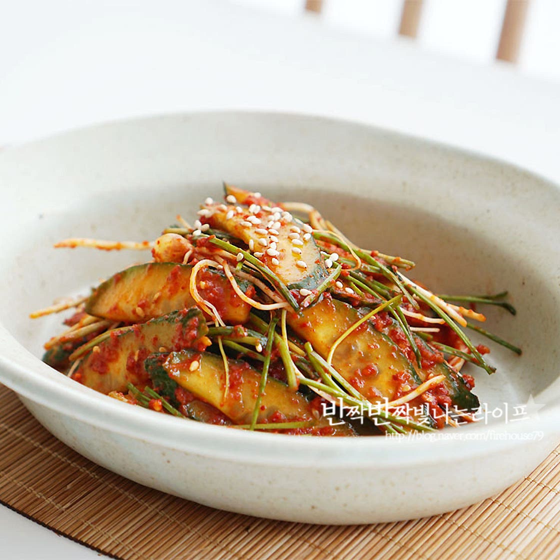 달래 오이무침 레시피 향긋하게