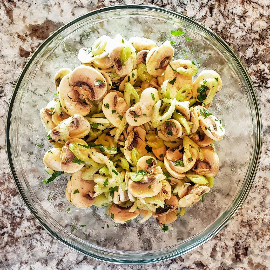 Celery mushroom salad