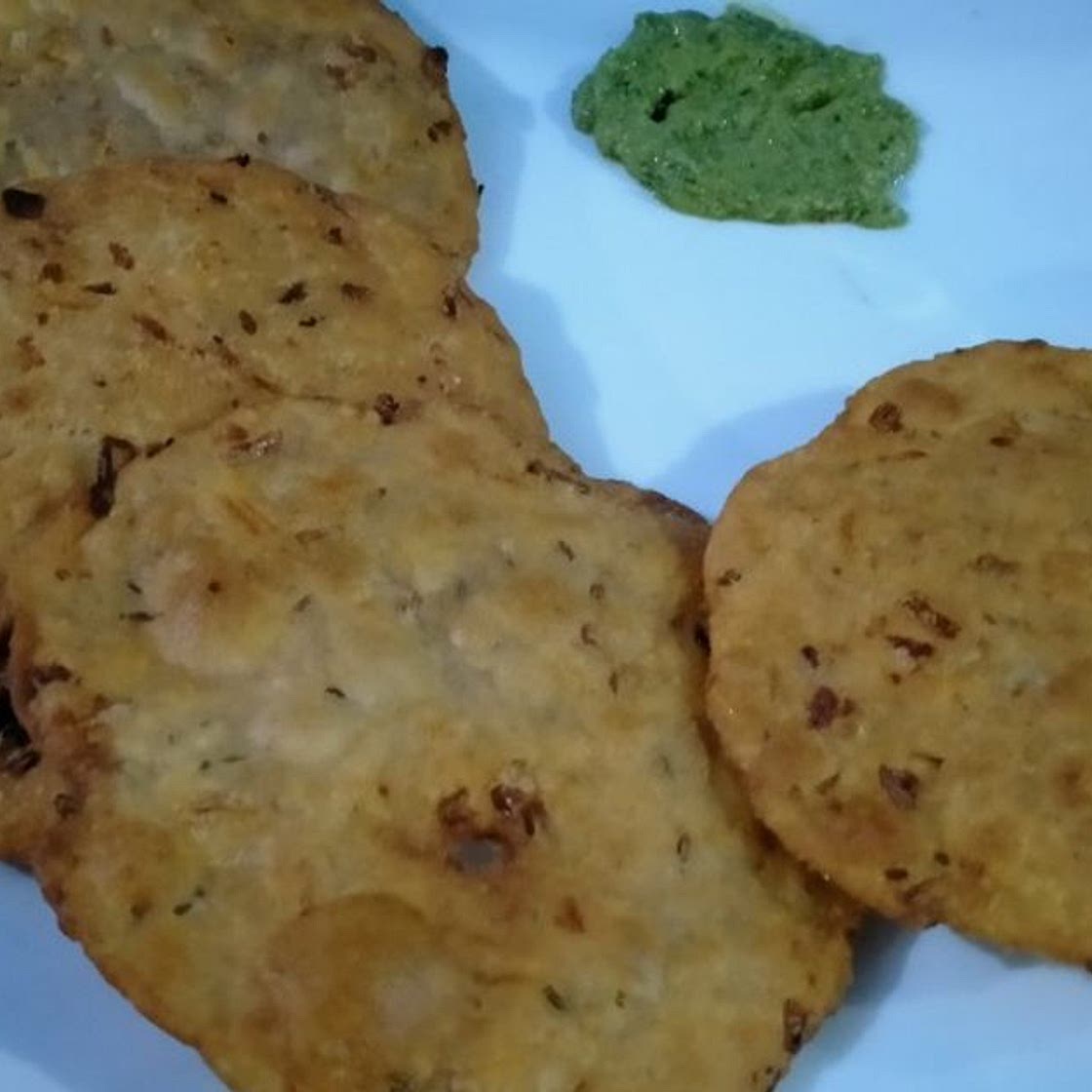 खस्ता पूरी (khasta puri recipe in hindi)
