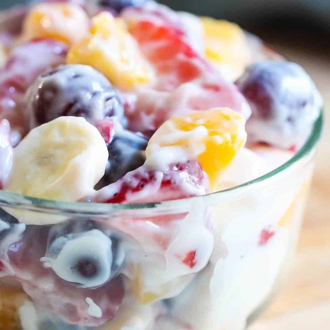 Creamy Yogurt Fresh Fruit Salad Recipe