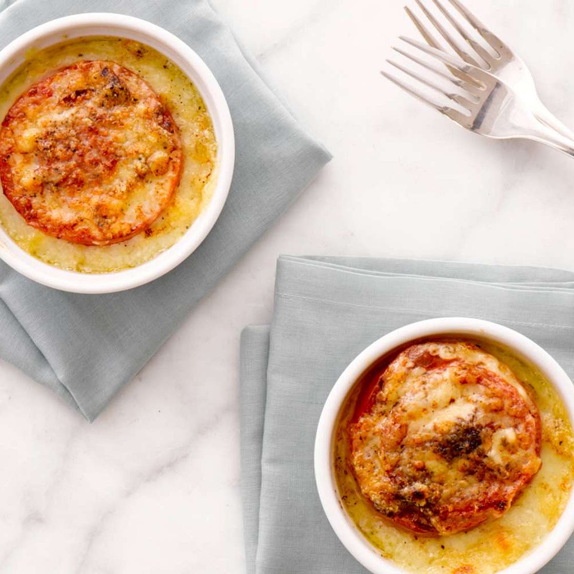 Martha's Grits With Broiled Tomatoes