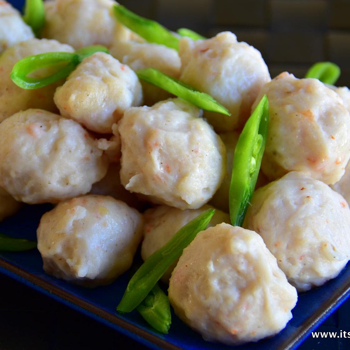 Shrimp Balls (蝦丸)