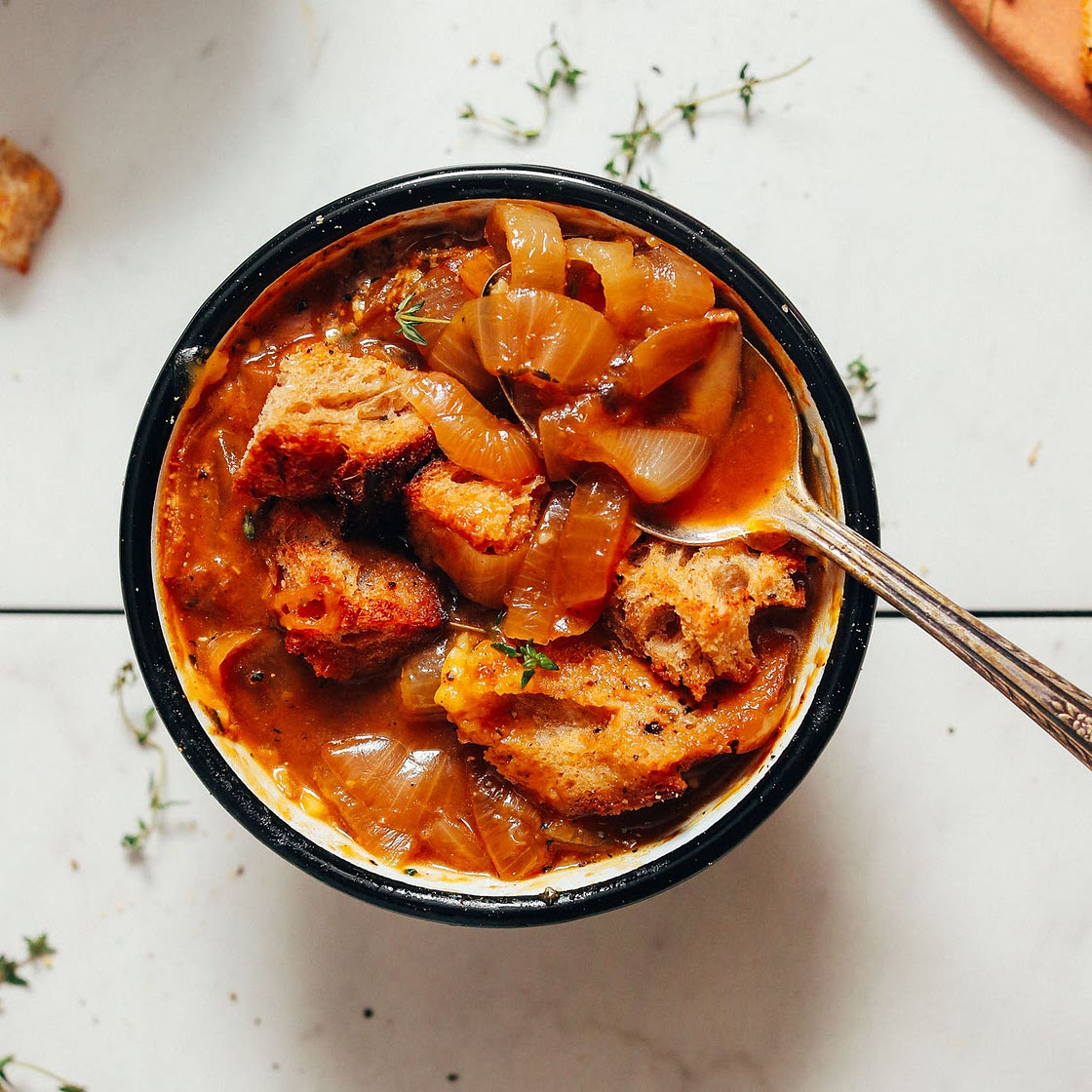 1-Pot French Onion Soup (Vegan!)