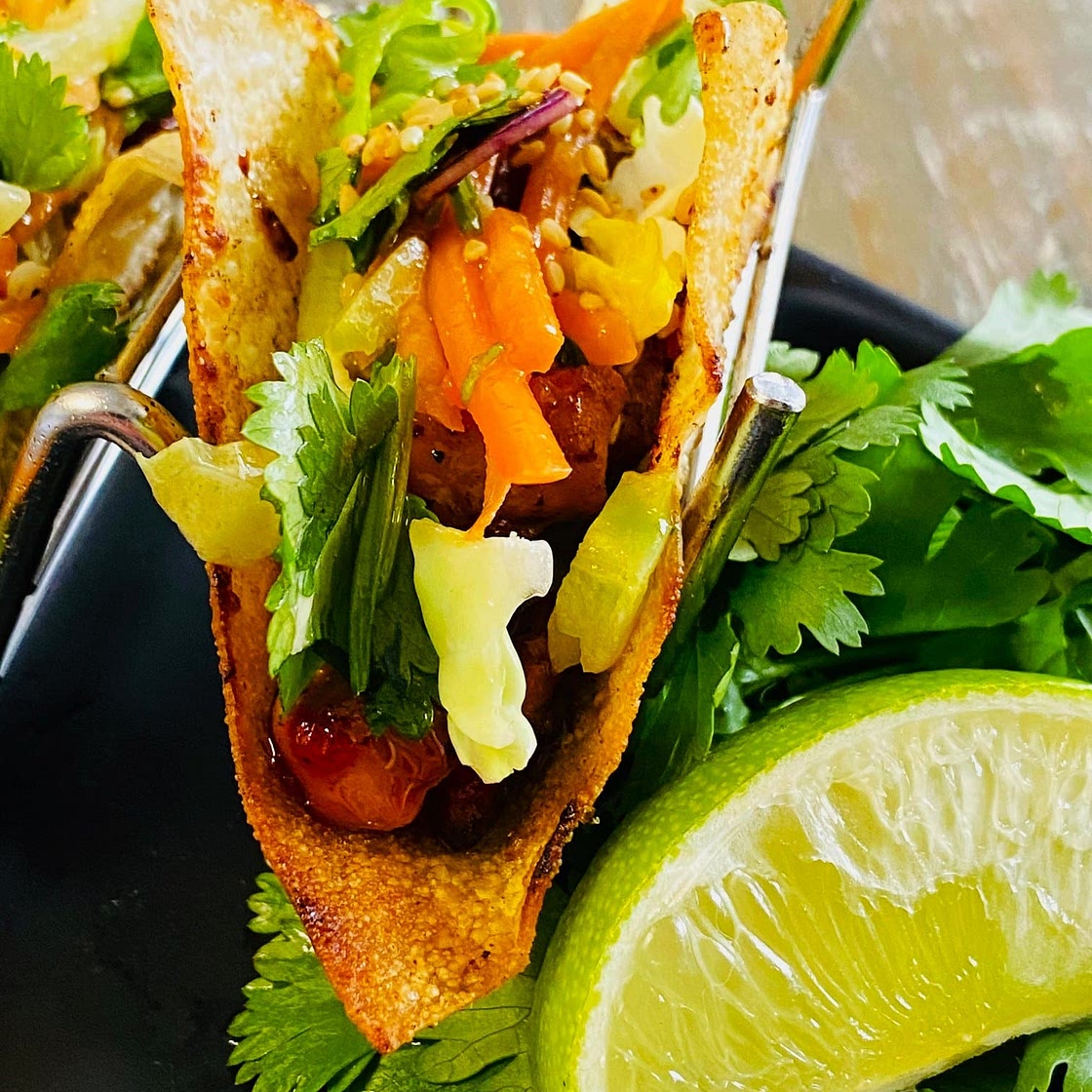 Blackstone Chicken Wonton Tacos