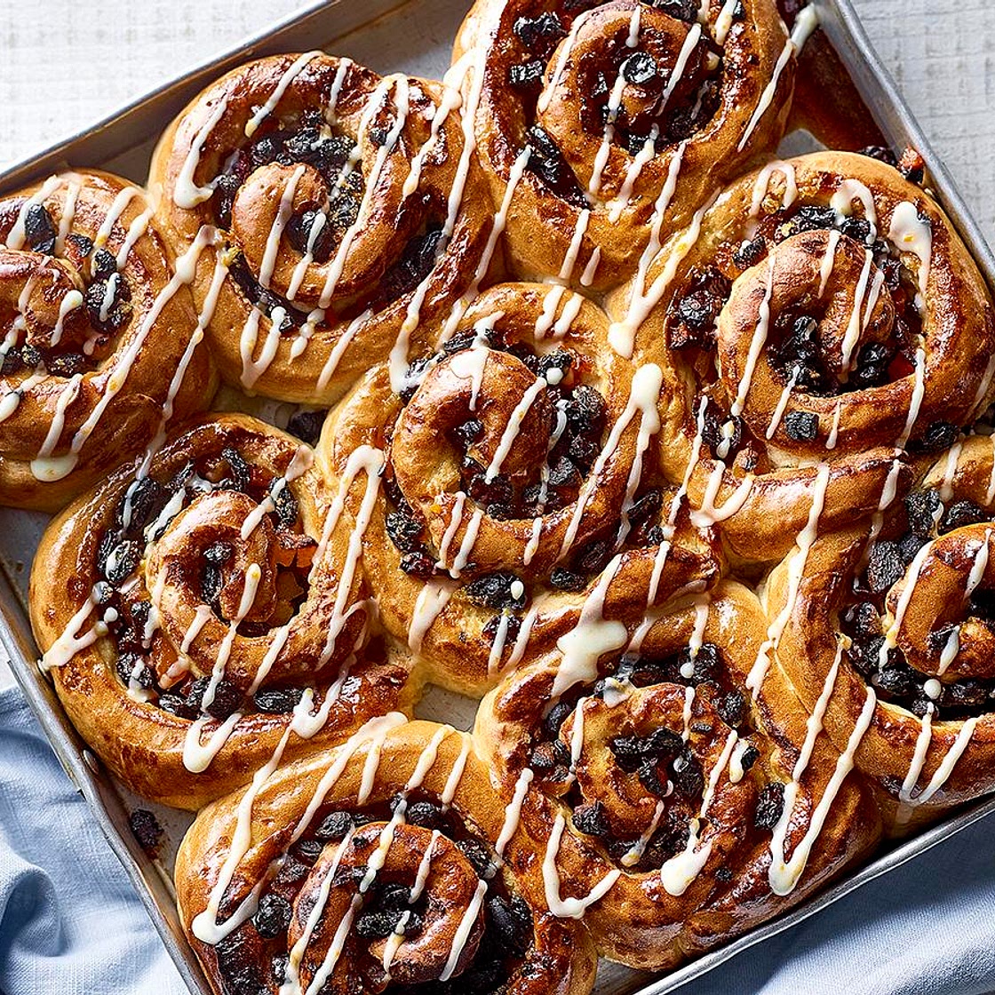 Paul Hollywood's Chelsea buns