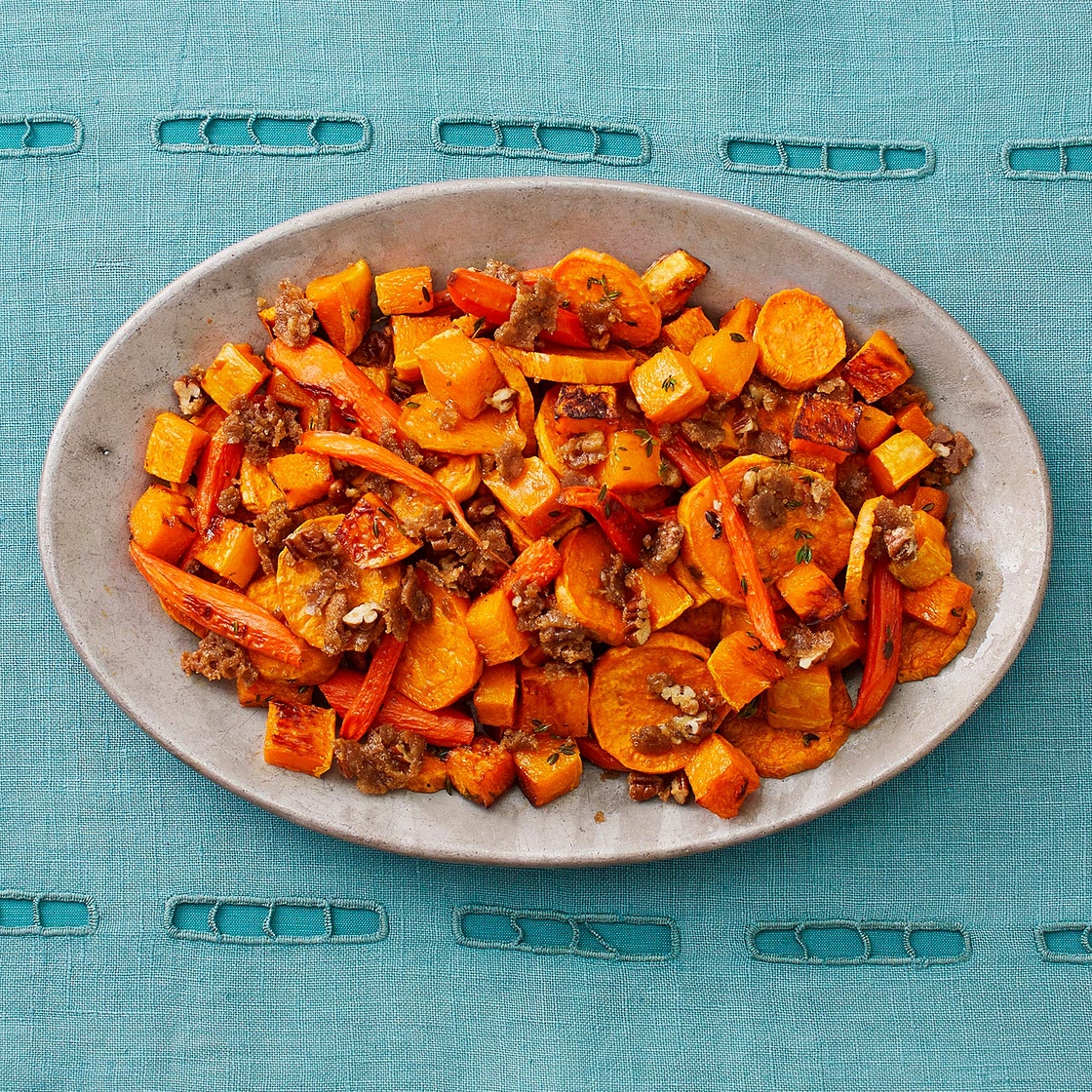Roasted Vegetables with Pecan Crumble