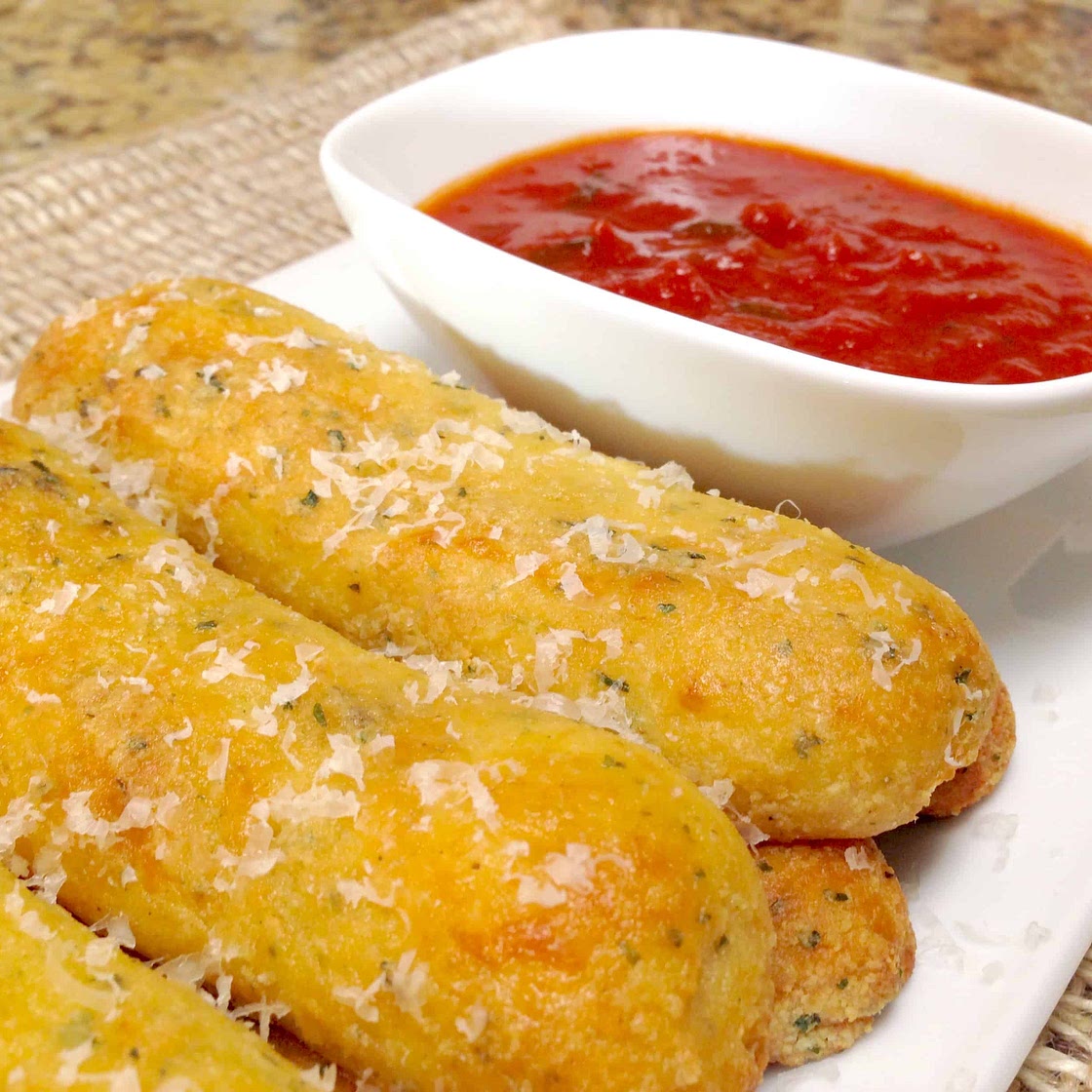 Keto Italian Breadsticks