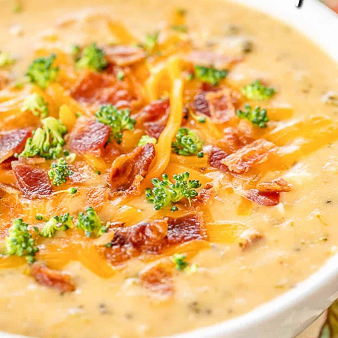 Slow Cooker Crack Broccoli Cheese Soup