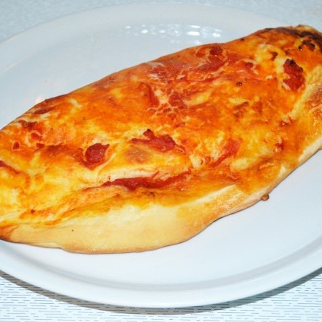 Calzone napoletano