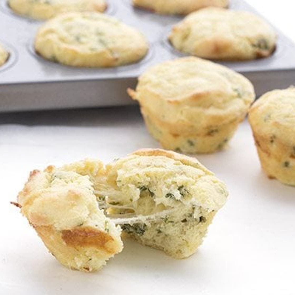 Cheesy Garlic Bread Muffins