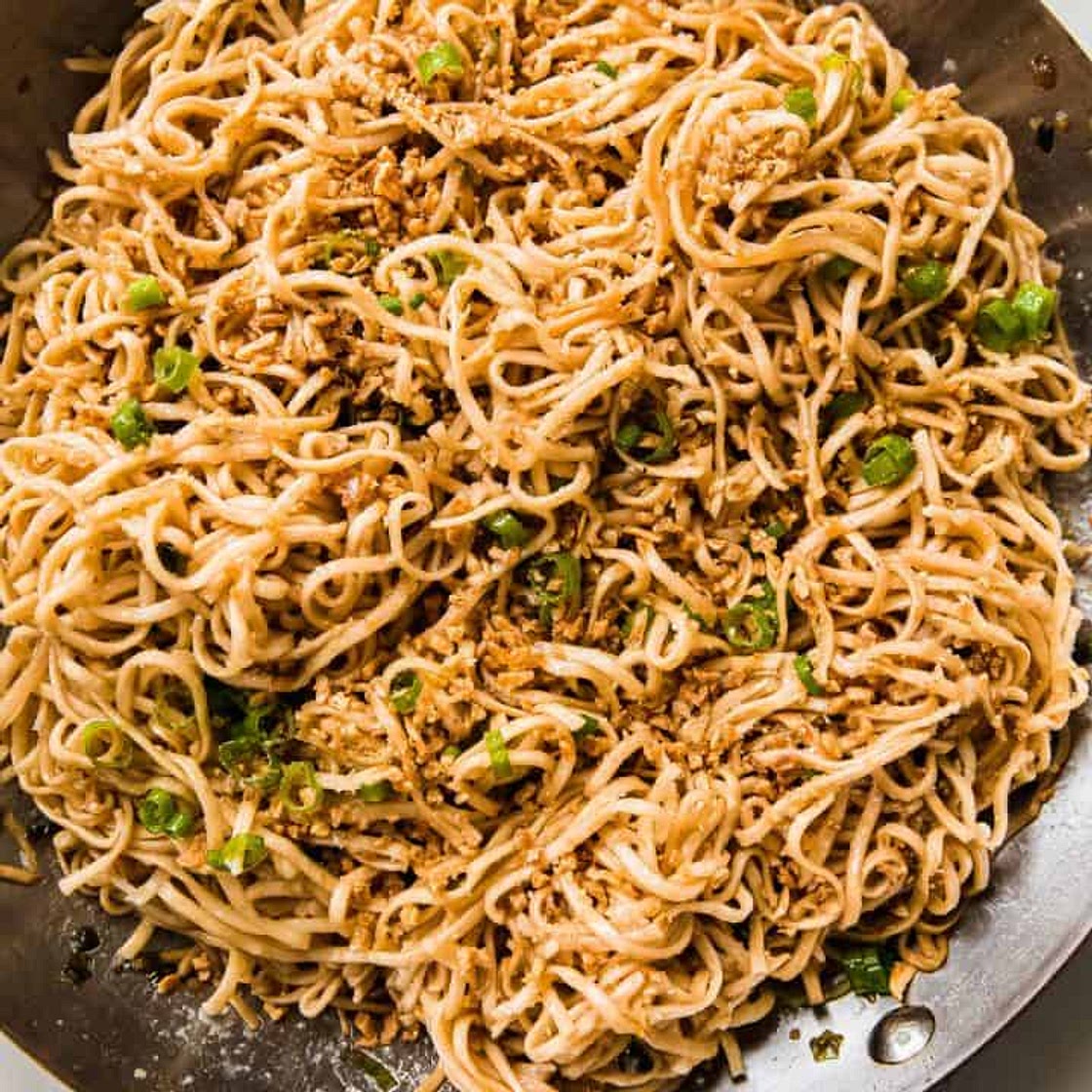 Crazy Good Quick Garlic Noodles