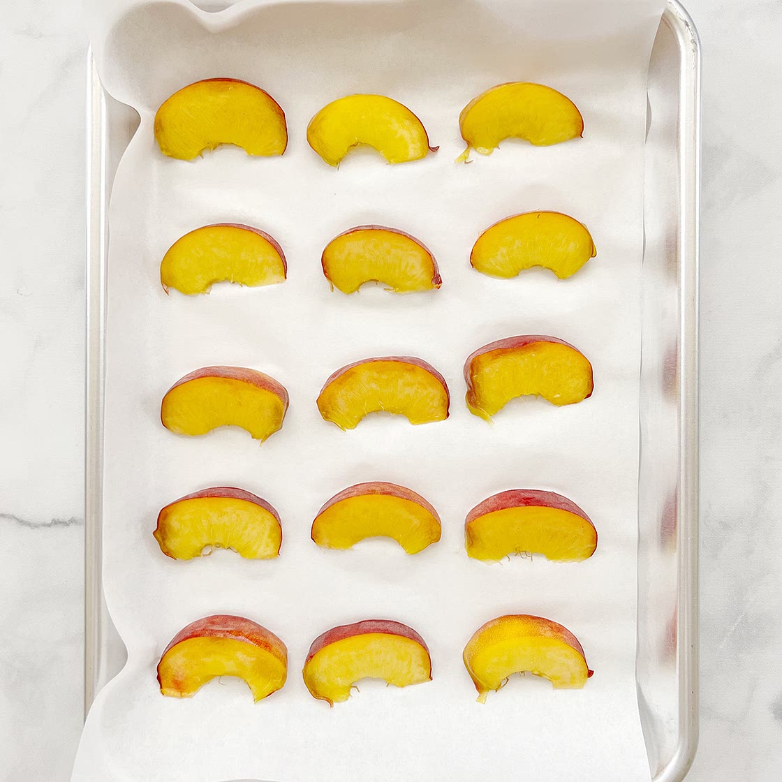 How to Freeze Peaches