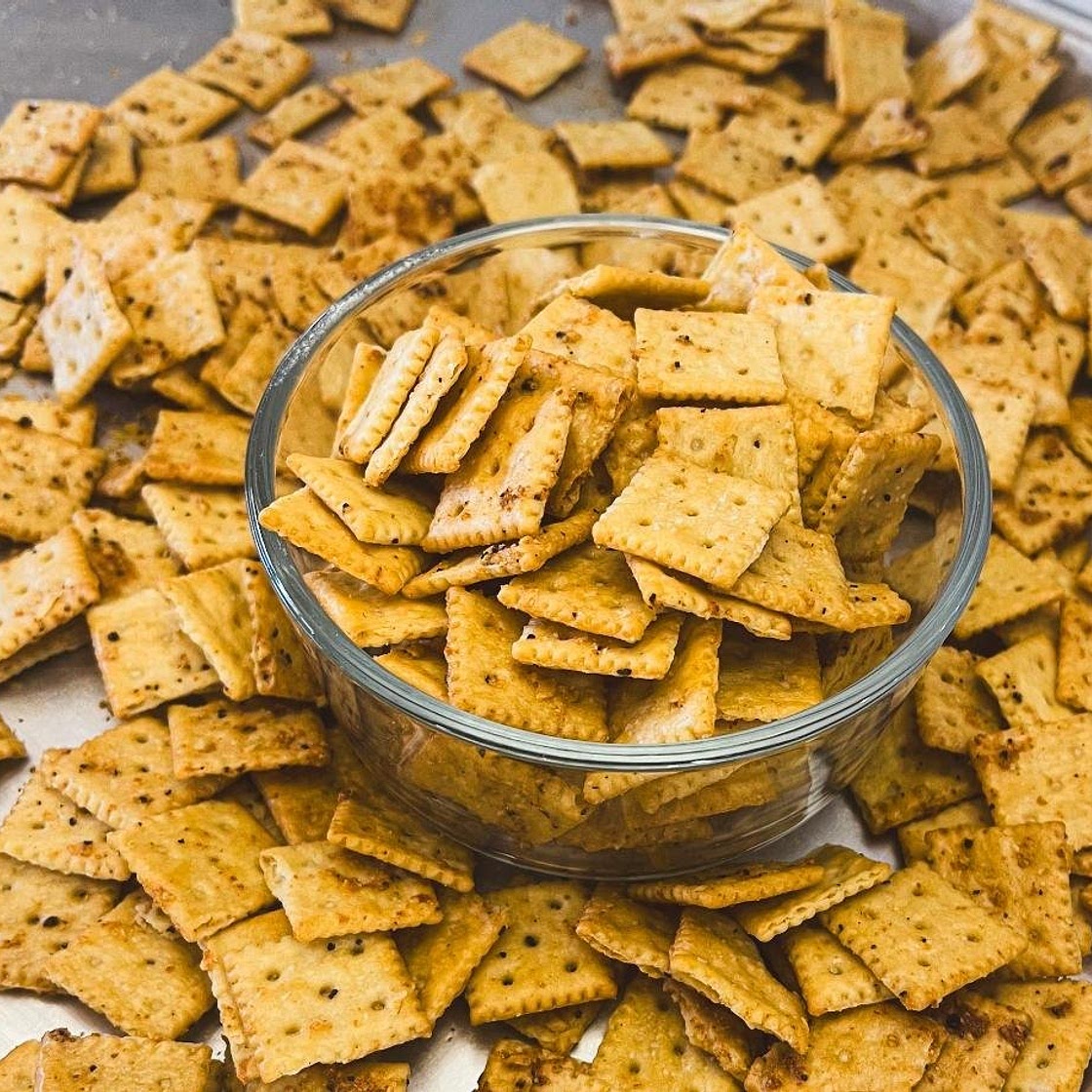 Seasoned Crackers