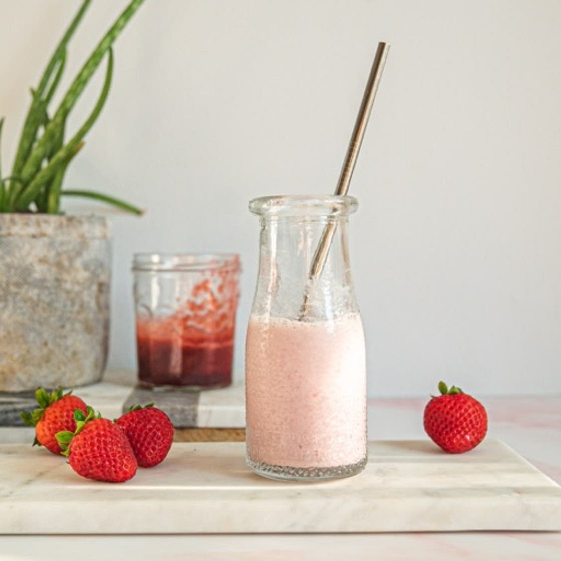 Homemade Korean Strawberry Milk | Vegan Recipe