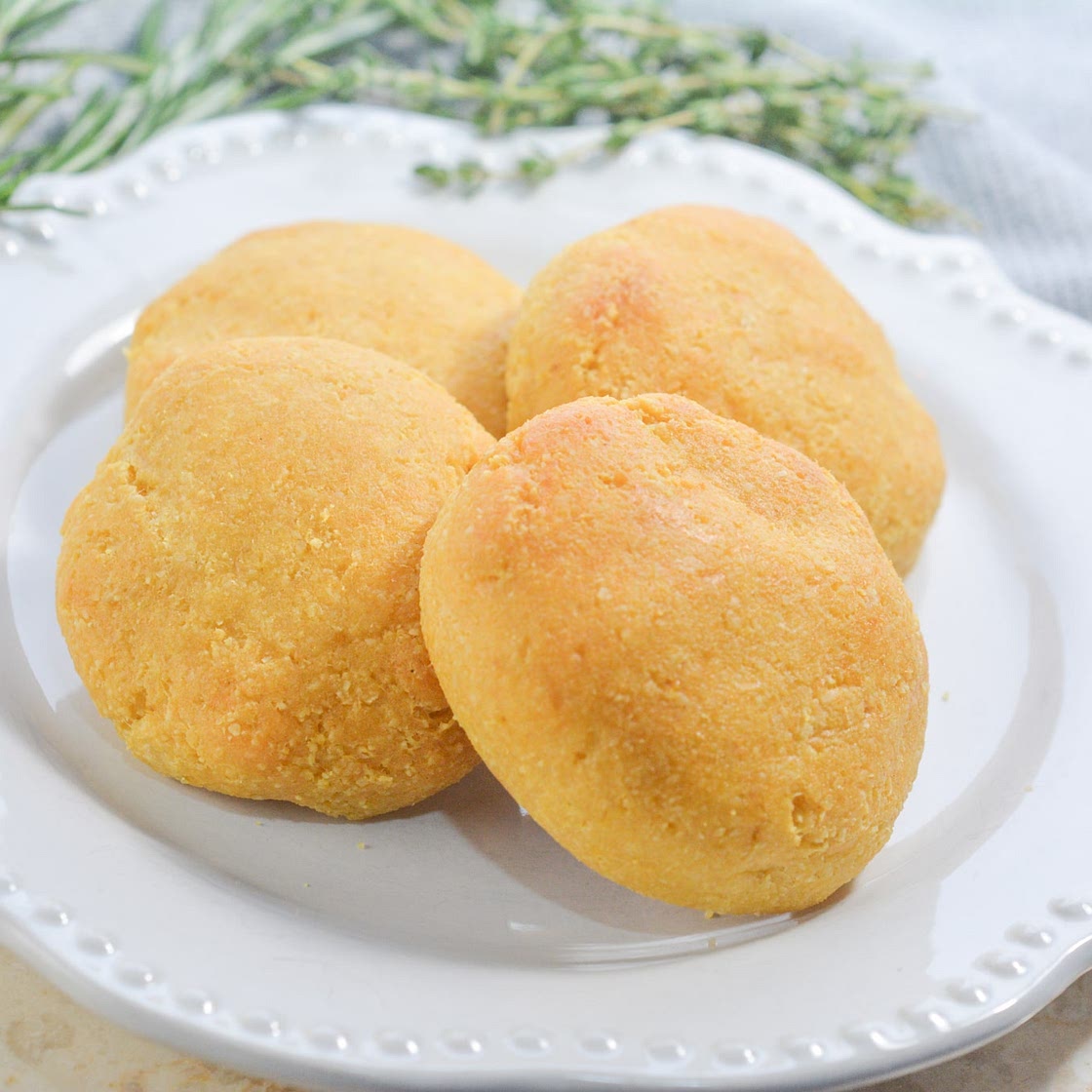 Gluten Free Pumpkin Dinner Rolls