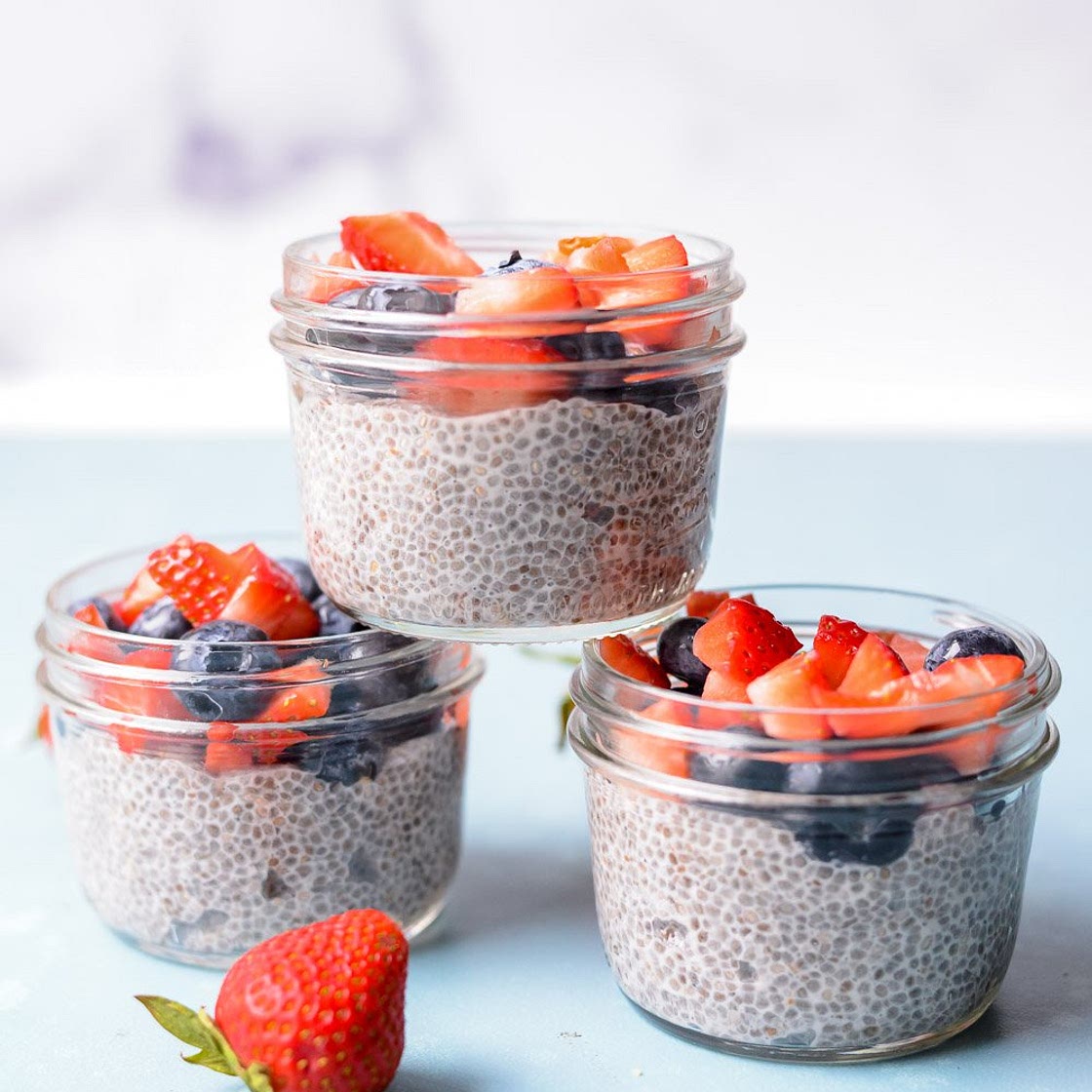 4-Ingredient Protein Chia Pudding (Single Serve & Batch Prep!)
