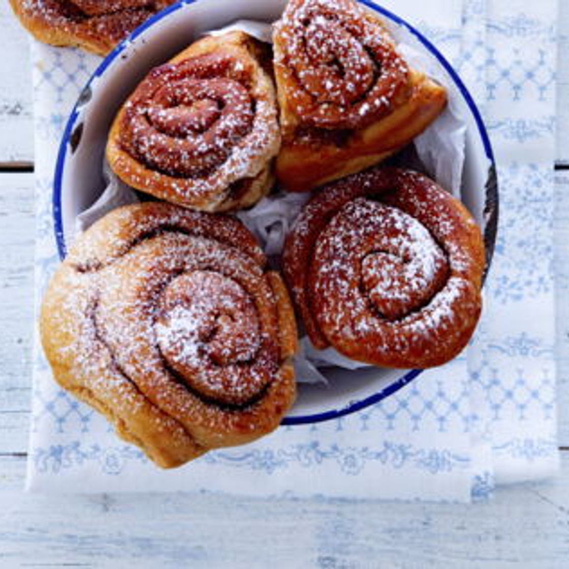Cinnamon buns