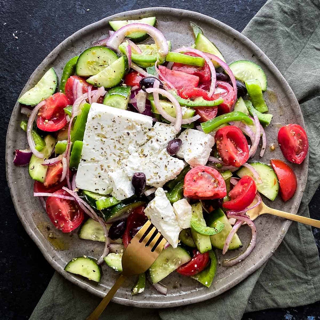 Easy Greek Salad Recipe